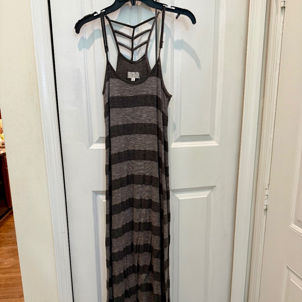 Gray and Black Maxi Dress with unique detailing in back.  Size Medium